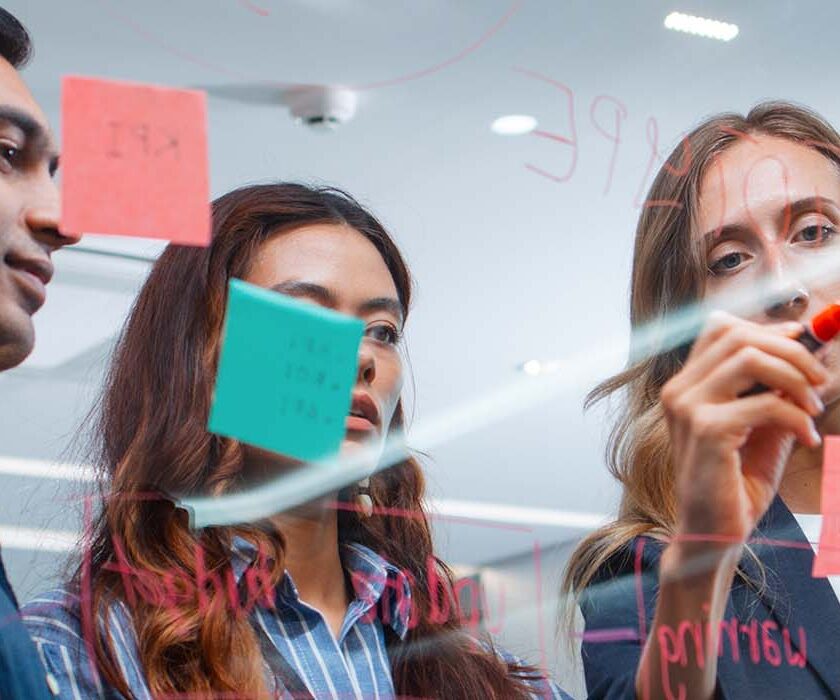 Arquitetura de campanha no endomarketing: o que grandes marcas internas têm em comum